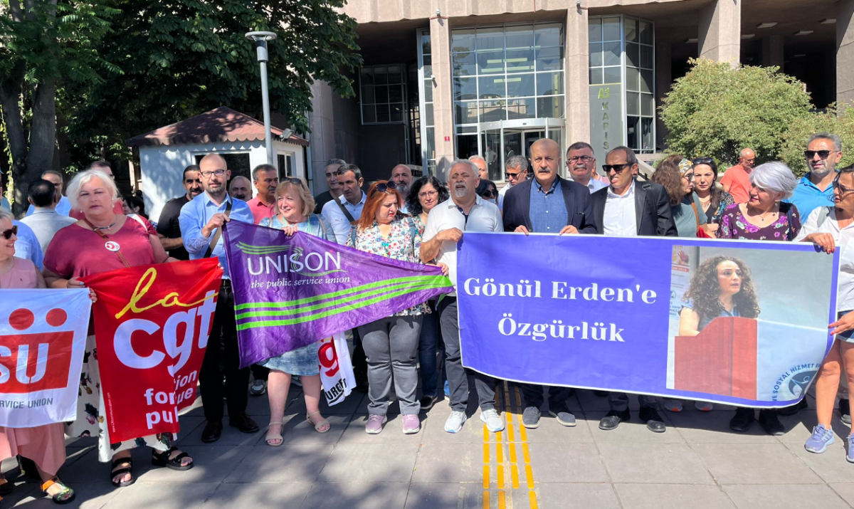 Union observers at a trial of trade unionists in Turkey