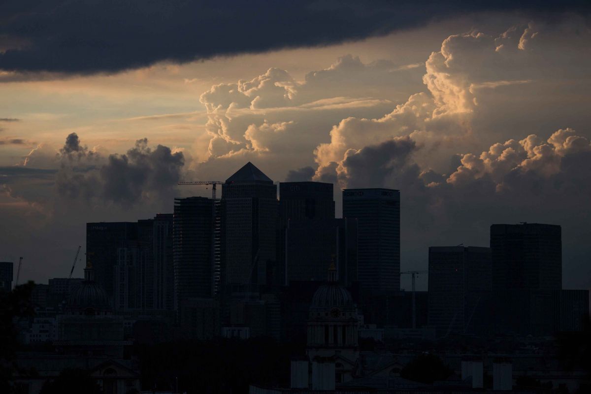 A stormy Canary Wharf