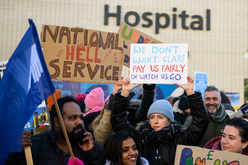 workers at a picket line