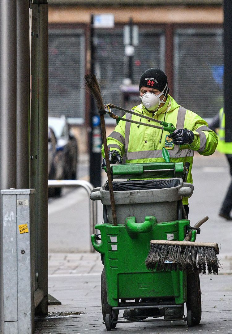 The pandemic has had a disproportionate impact on people doing working class jobs © Jeff J Mitchell/ Getty Images