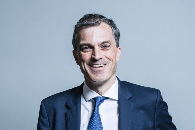 Offical portrait of Julian Smith MP