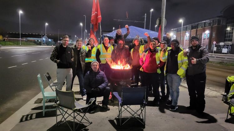 CHEP workers - picket line