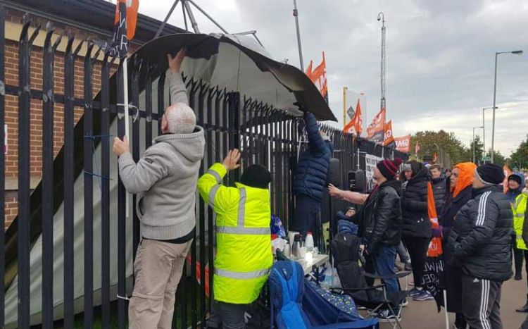 gmb strikers at jacobs factory