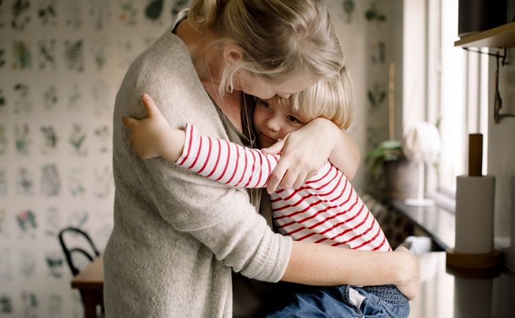 Mother and child at home. Photo: Maskot