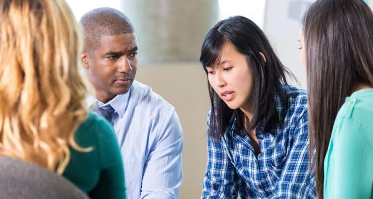 Workers in counselling discussion